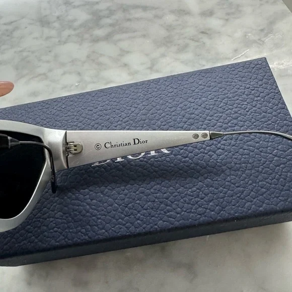 Dior Black Women's Sunglasses - Picture 2 of 5